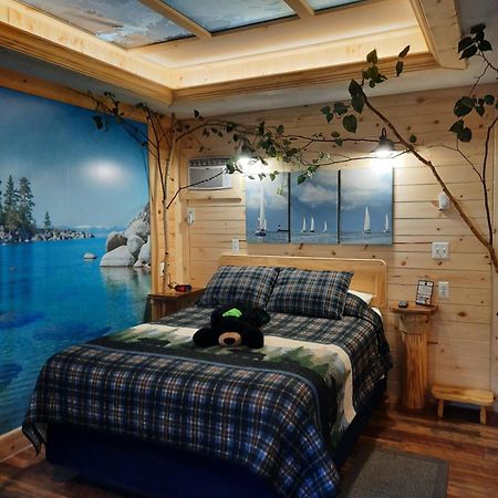 Bear Cove Inn Saint Ignace Eksteriør billede