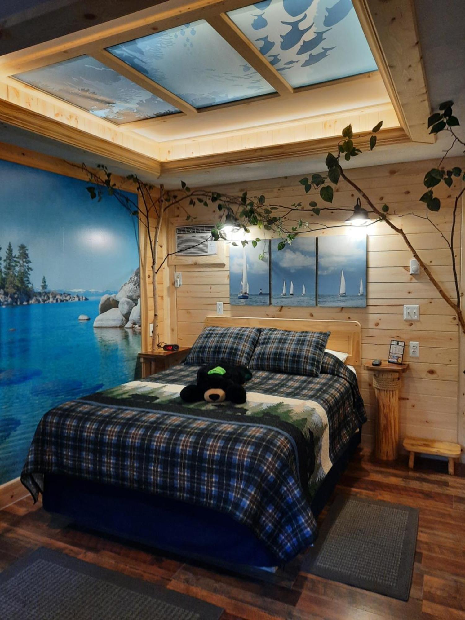 Bear Cove Inn Saint Ignace Eksteriør billede